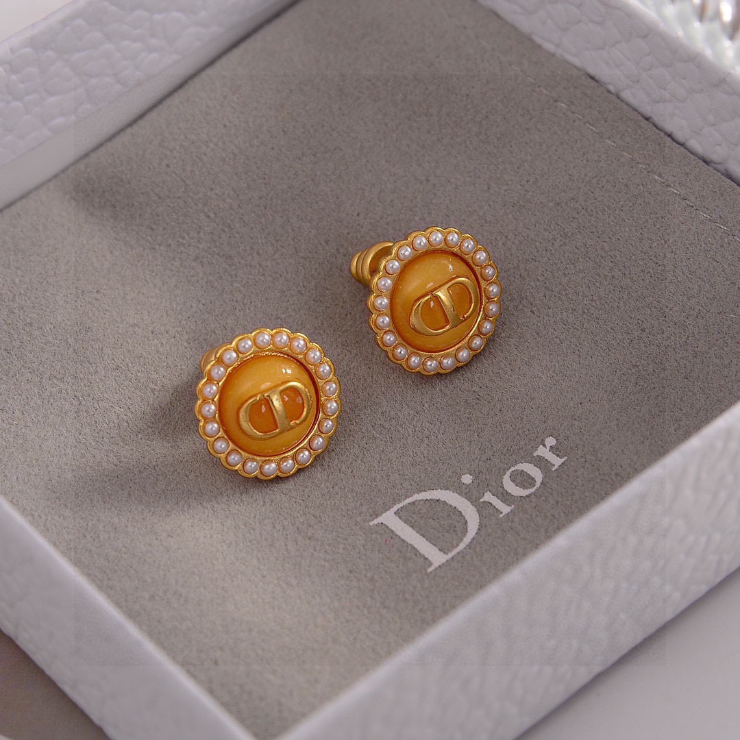 디올 귀걸이 133748 Dior Earrings 썸네일 이미지