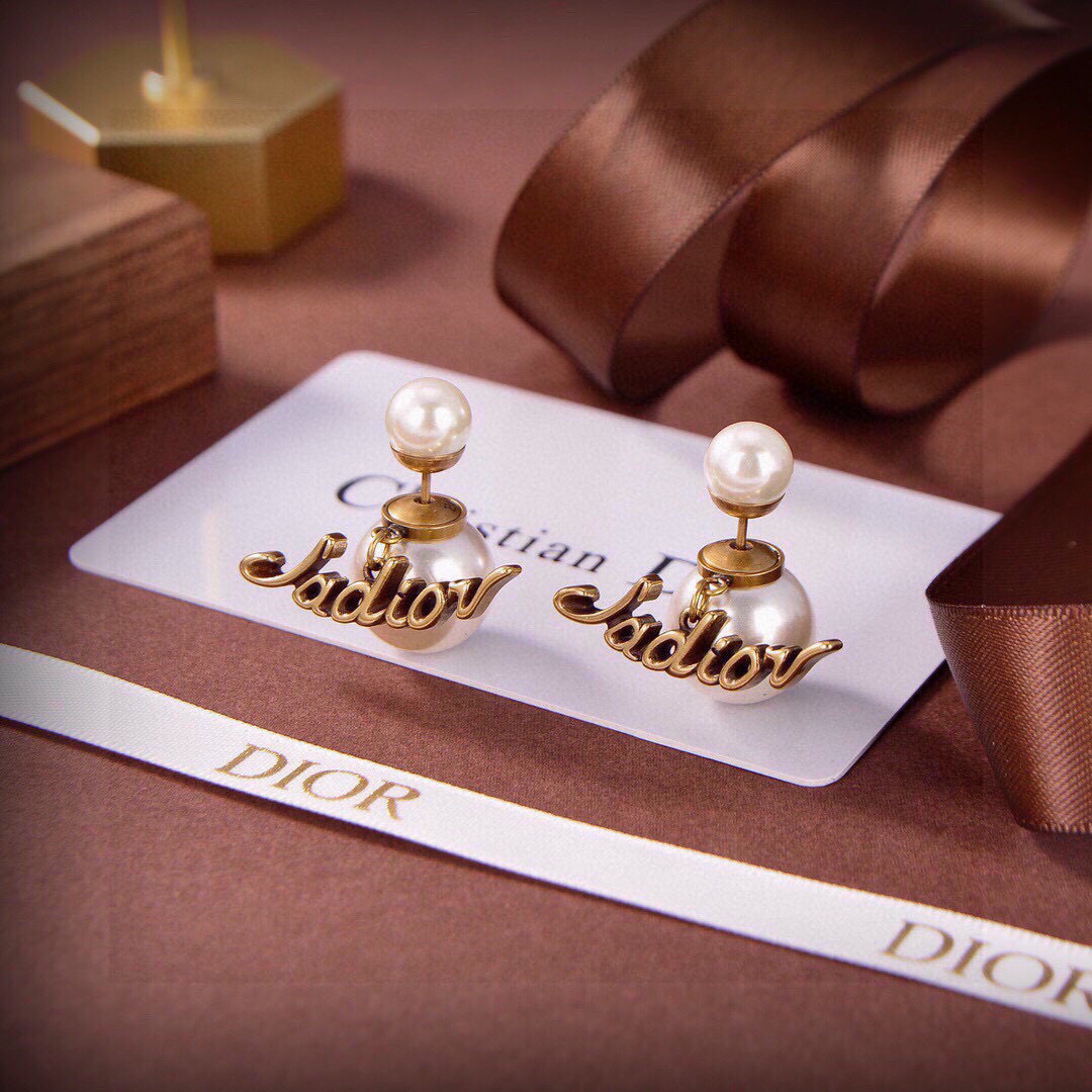 Dior Серьги гвоздики