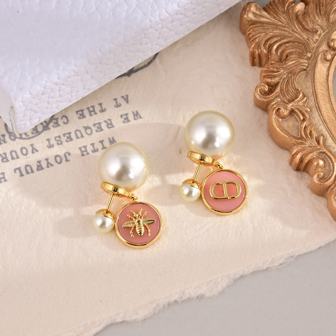 디올 귀걸이 133789 Dior Earrings 썸네일 이미지
