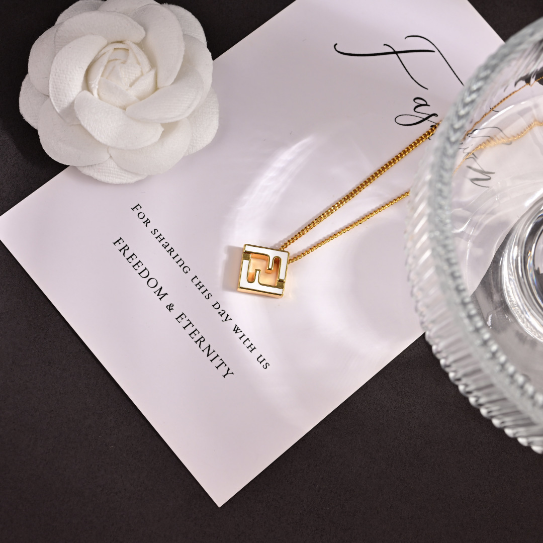 Fendi Haute Couture Haute Couture Fine Jewelry Necklace Bracelet Ring 5