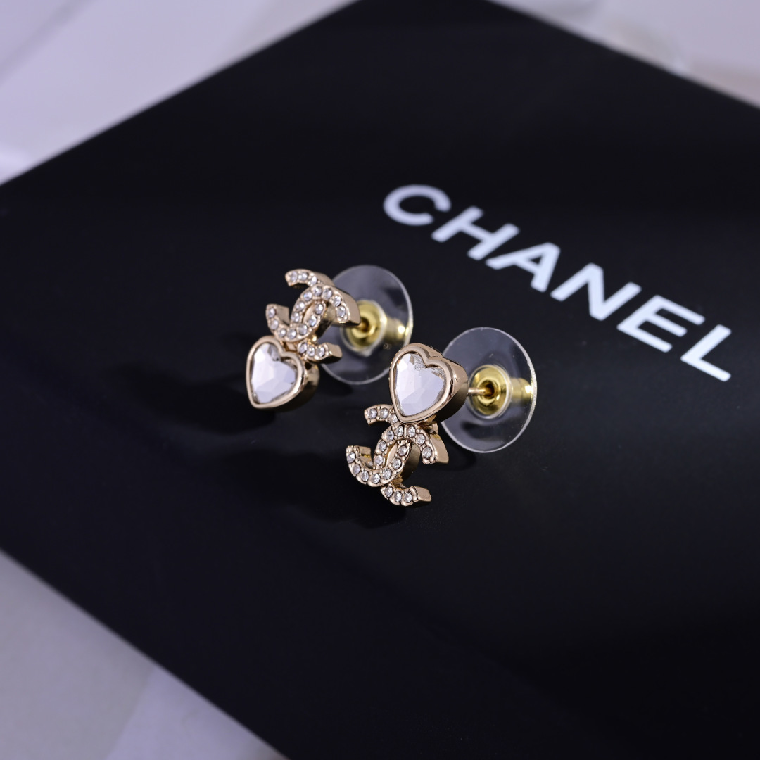 Chanel Haute Couture Haute Couture Fine Jewelry Necklace Bracelet Ring 3
