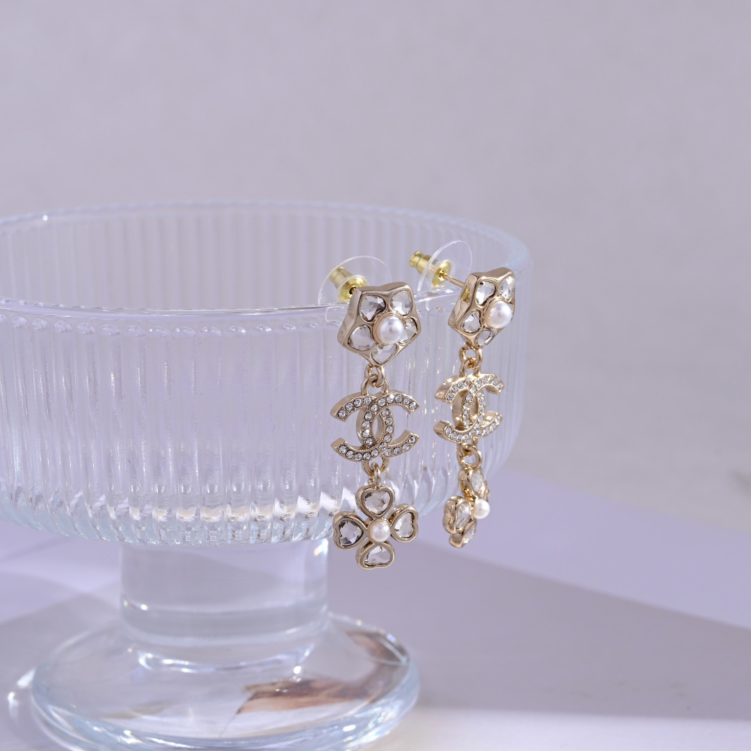 Chanel Haute Couture Haute Couture Fine Jewelry Necklace Bracelet Ring 2