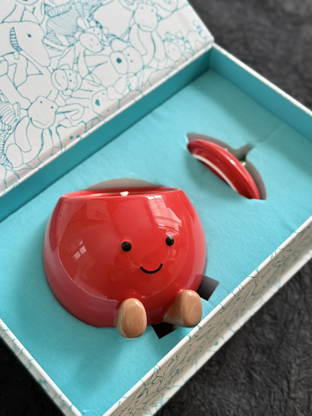 NO:810318,Same old thing!  !  Packed in a gift box, it’s very convenient to give away!  , Car Aromatherapy. Home Fragrance. Candles19860909老样子！！ 礼盒包装,送人很方便！,车载香薰.居家香氛.蜡烛,accessory
