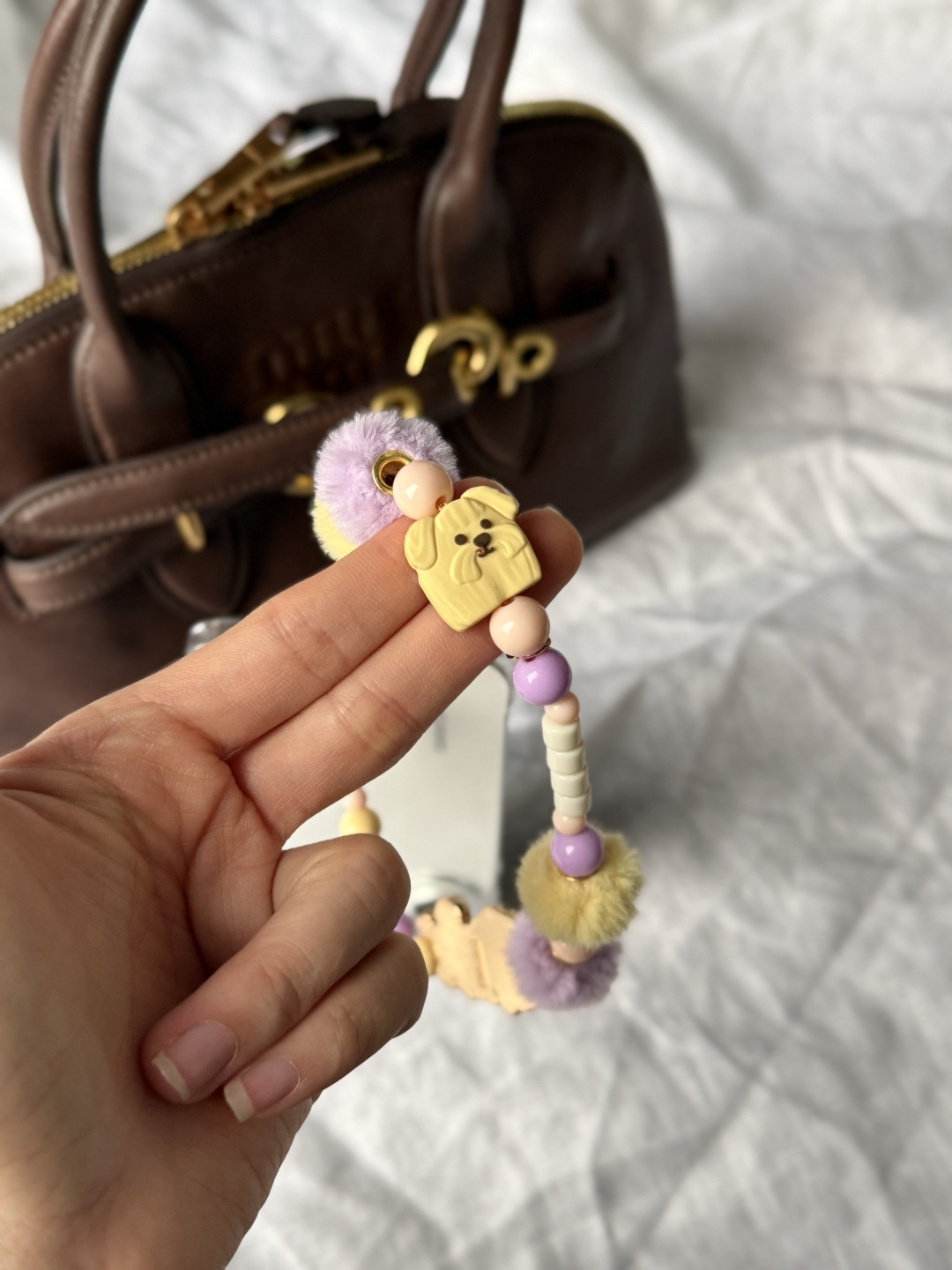 栗子奶油
实物比图好看N倍
简直就是仙女必备手机链！