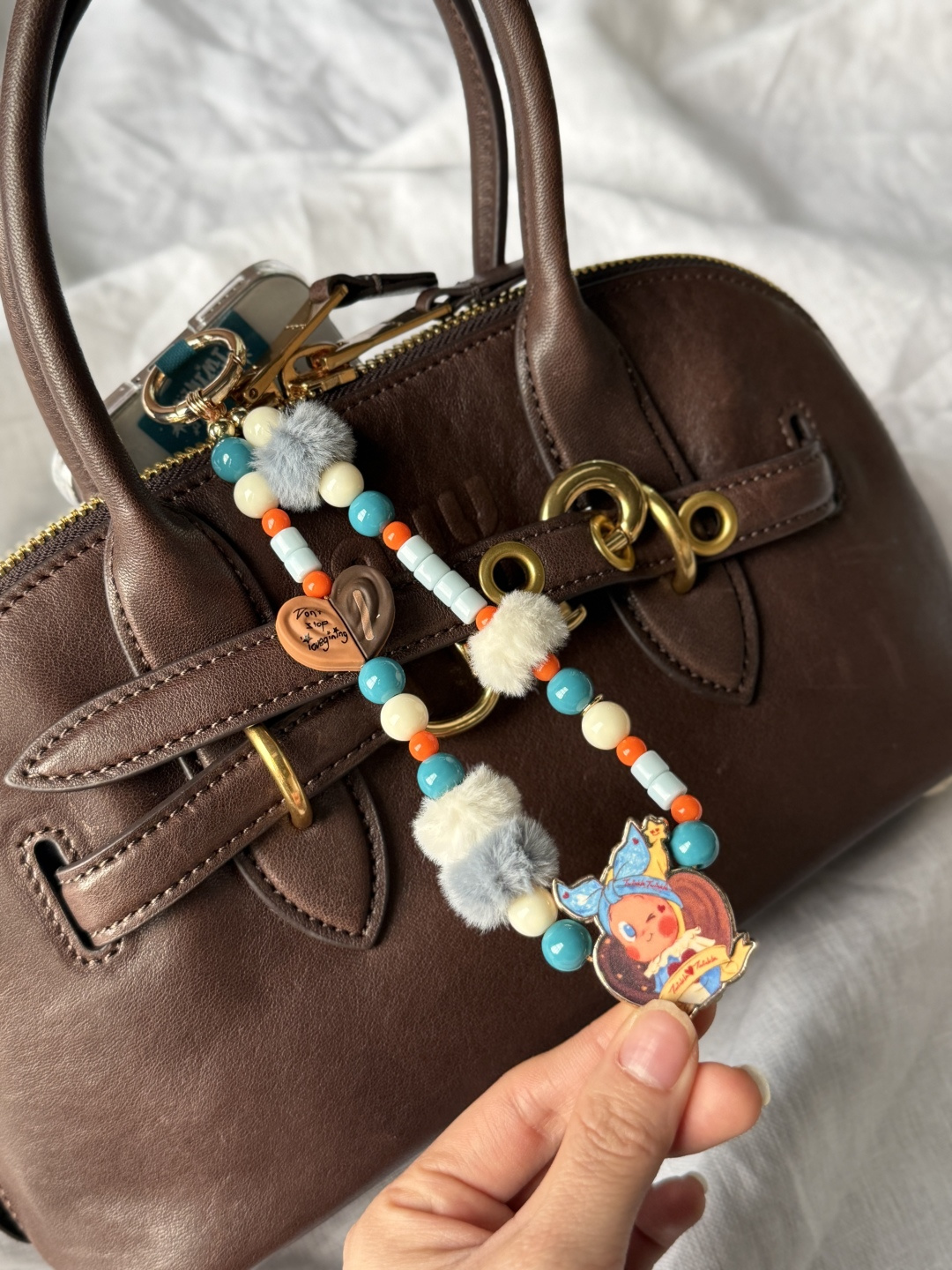 幸福蝴蝶酥这配色超耐看
缤纷却不杂乱，越看越爱👇🏻