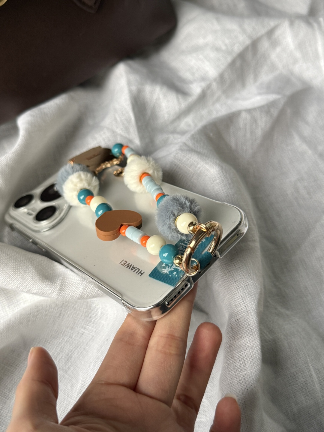 幸福蝴蝶酥这配色超耐看
缤纷却不杂乱，越看越爱👇🏻