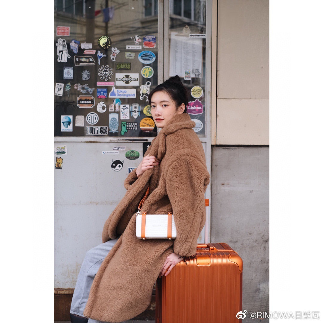 가방 리모와 크로스바디 여행가방 상세 이미지 8