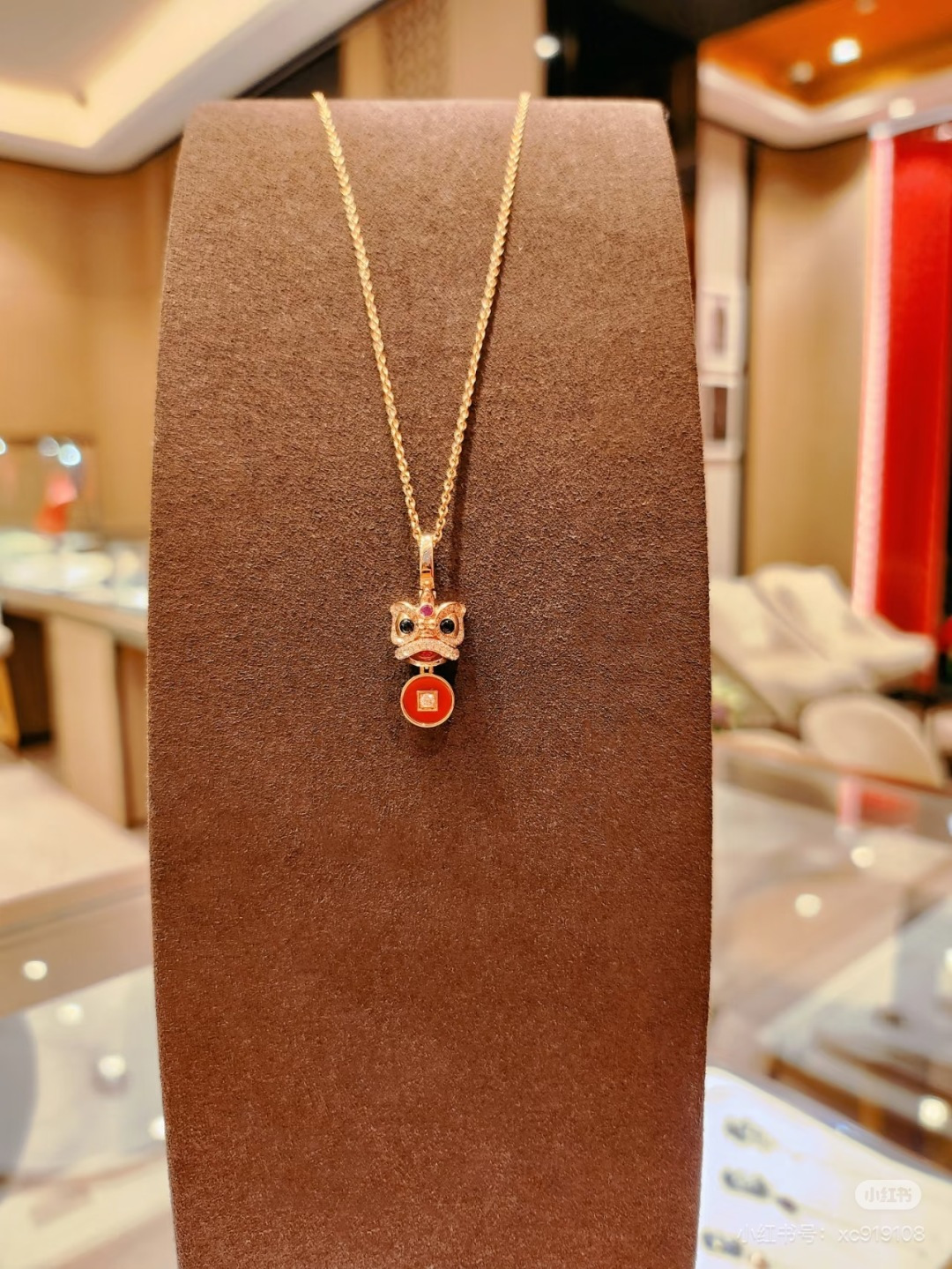 Louis Vuitton Haute Couture Haute Couture Fine Jewelry Necklace Bracelet 2