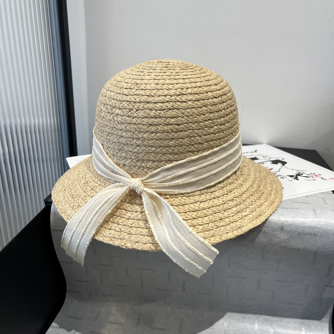 NO:225008,Miumiu Lafite hat, bow topper, head circumference 57cm hat, straw hat, fisherman hat, baseball hat, knit hat, hat, miumiu, espadrilles, hats19860909缪缪miumiu拉菲草帽,蝴蝶结小礼帽,头围57cm帽子草帽渔夫帽棒球帽针织帽,帽子,miumiu,espadrilles,hats,hat