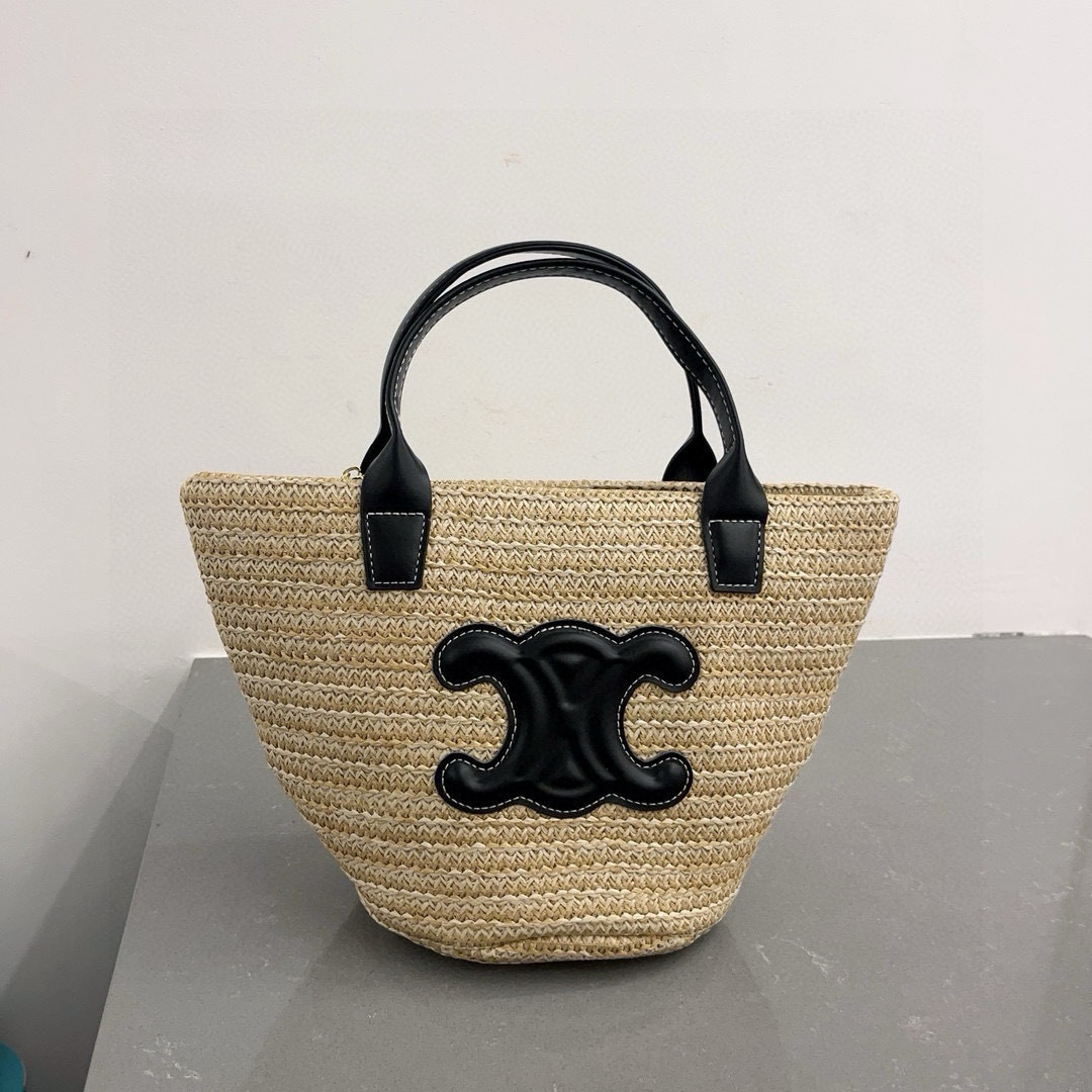 NO:225450,Celine celine straw woven bag, beach style, official straw bag, shoulder bag, essential for travel, size, top width 25cm, bottom width 20cm hat Straw hat Fisherman hat Baseball hat Knitted hat, hat, celine, celine, espadrilles, espadrilles, shoulder bags, hats19860909Celine赛琳草编包,沙滩风情,官方款草包,单肩包,出游必备,尺寸,上宽25cm.下宽20cm帽子草帽渔夫帽棒球帽针织帽,帽子,celine,celine,espadrilles,espadrilles,shoulder bags,hats,hat