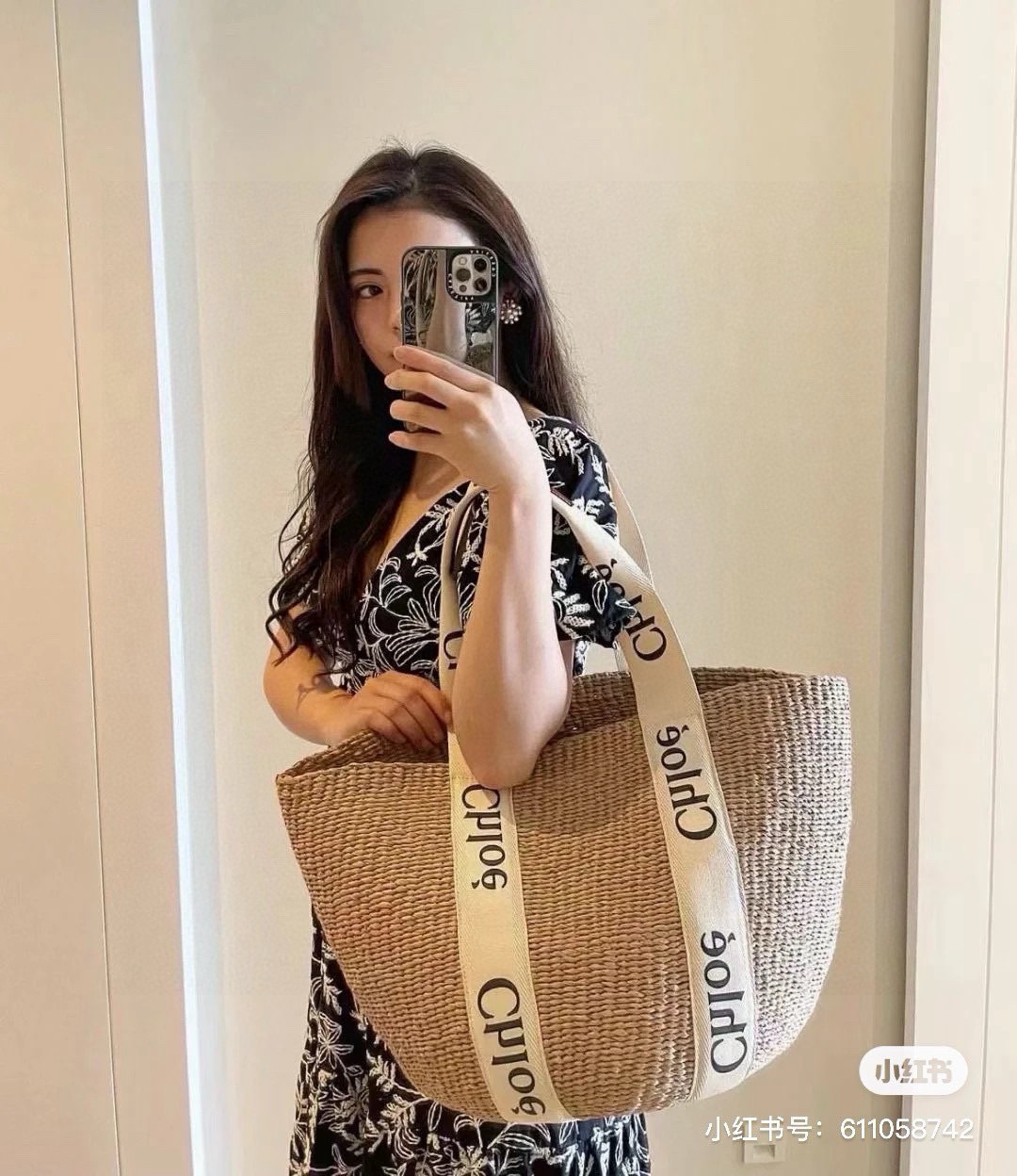 NO:225471,Extra large Chloe straw woven bag, pure hand crochet, complete internal standards, Gary bag, this summer, the hat, straw hat, fisherman hat, baseball hat, knit hat, hat, espadrilles, espadrilles, hats19860909特大号克洛伊草编包,纯手工钩织,内标齐全,加里袋,这个夏天非你莫属帽子草帽渔夫帽棒球帽针织帽,帽子,espadrilles,espadrilles,hats,hat