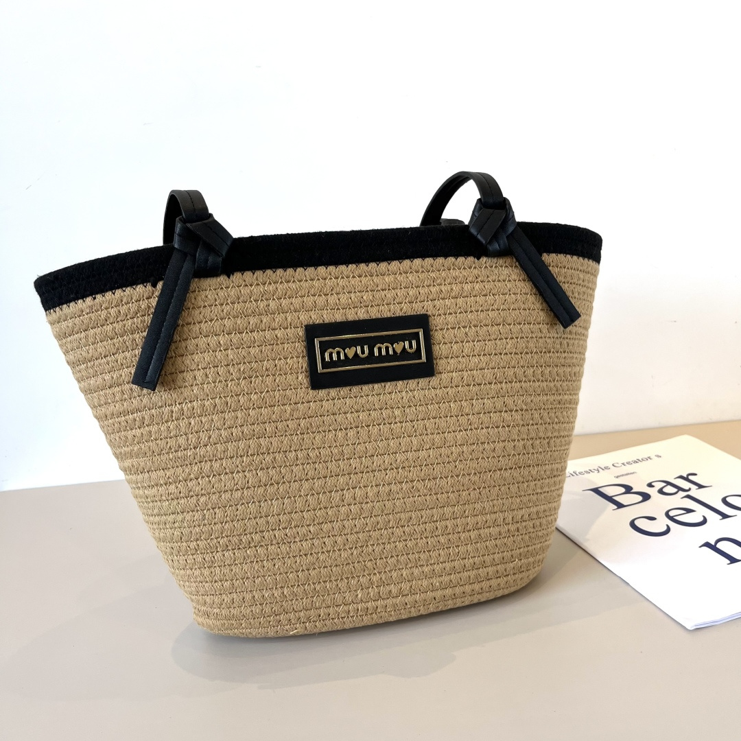 NO:225459,Niumiu Miu new knitted bag, specifications, 40*30 hat, straw hat, fisherman hat, baseball hat, knit hat, hat, miumiu, espadrilles, hats19860909niumiu缪缪新款编织包,规格,40*30帽子草帽渔夫帽棒球帽针织帽,帽子,miumiu,espadrilles,hats,hat