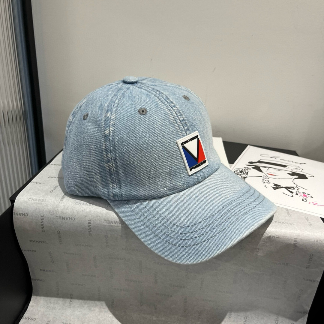 NO:225223,LV denim baseball cap, head circumference 57cm hat, straw hat, fisherman hat, baseball hat, knit hat, hat, louis vuitton, espadrilles, hats19860909LV牛仔鸭舌帽,头围57cm帽子草帽渔夫帽棒球帽针织帽,帽子,louis vuitton,espadrilles,hats,hat