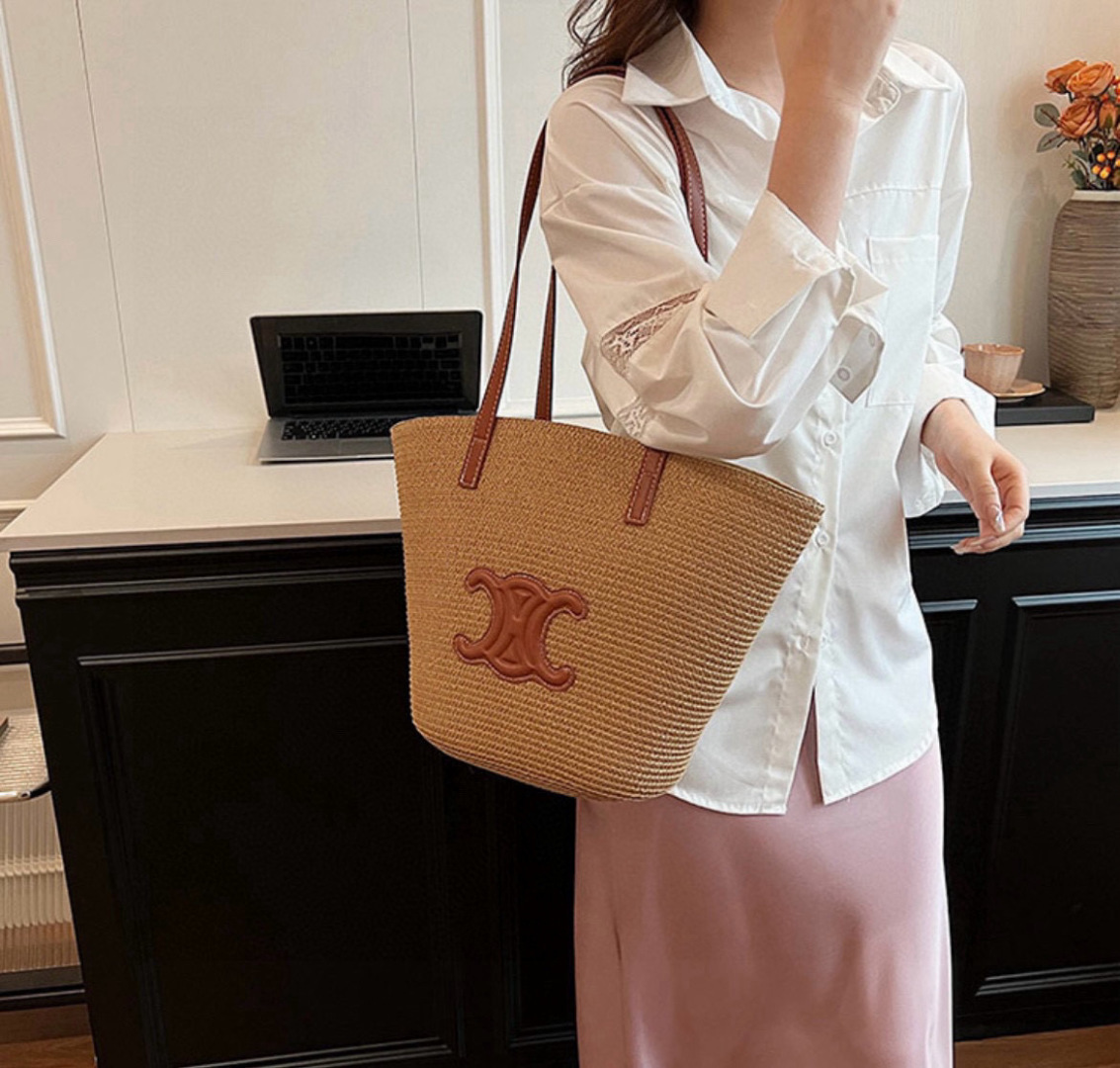NO:225958,Celine Celine's new straw weaving bag, must-have for summer trips, 41*24*27 hat, straw hat, fisherman's hat, baseball hat, hat, celine, celine, espadrilles, espadrilles, hats19860909Celine赛琳新款草编包,夏日出游必备,41*24*27帽子草帽渔夫帽棒球帽,帽子,celine,celine,espadrilles,espadrilles,hats,hat