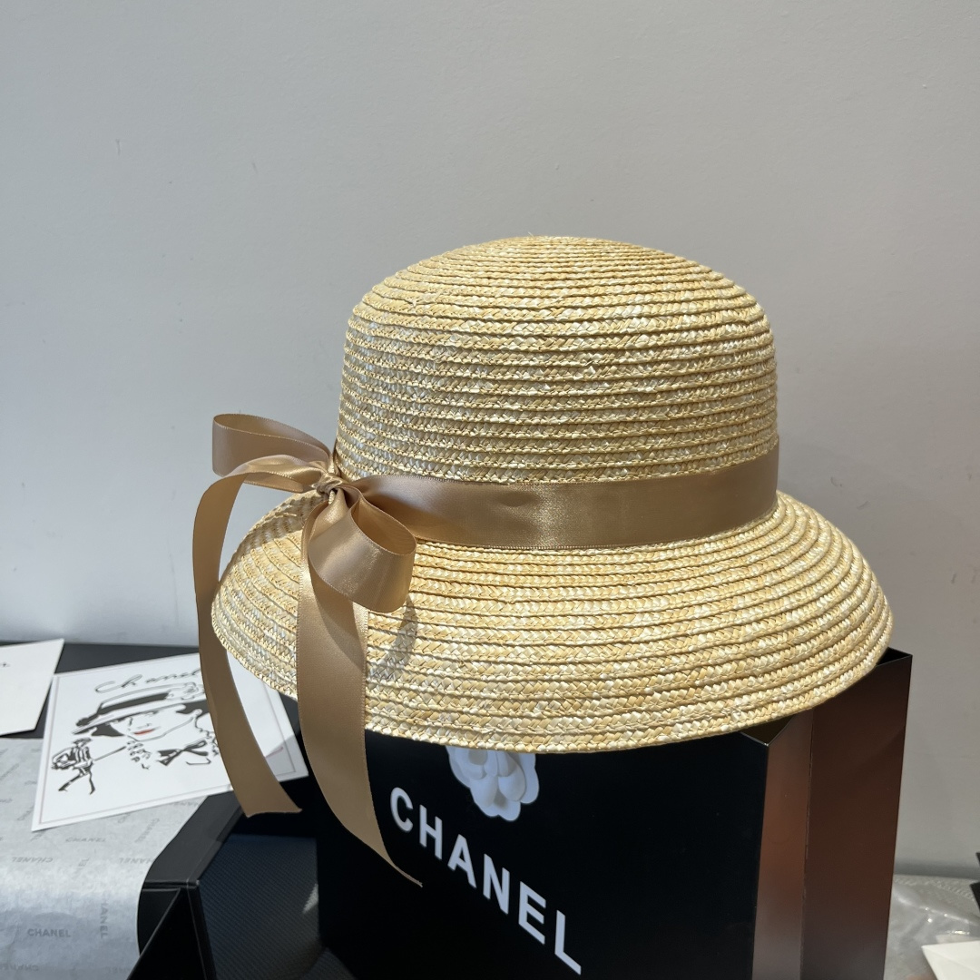 NO:226563,Chanel Chanel straw hat, lantern hat, head circumference 57cm hat, straw hat, fisherman hat, baseball hat, hat, chanel, chanel, espadrilles, hats19860909Chanel香奈儿麦秆草帽,灯笼帽,头围57cm帽子草帽渔夫帽棒球帽,帽子,chanel,chanel,espadrilles,hats,hat