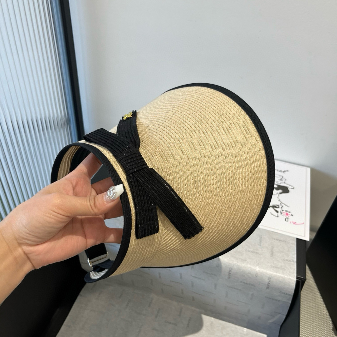 NO:226556,Chanel Chanel empty top sun hat, PP straw fabric, adjustable hat, straw hat, fisherman hat, baseball hat, hat, chanel, chanel, espadrilles, hats19860909Chanel香奈儿空顶遮阳帽,PP草面料,可调节帽子草帽渔夫帽棒球帽,帽子,chanel,chanel,espadrilles,hats,hat