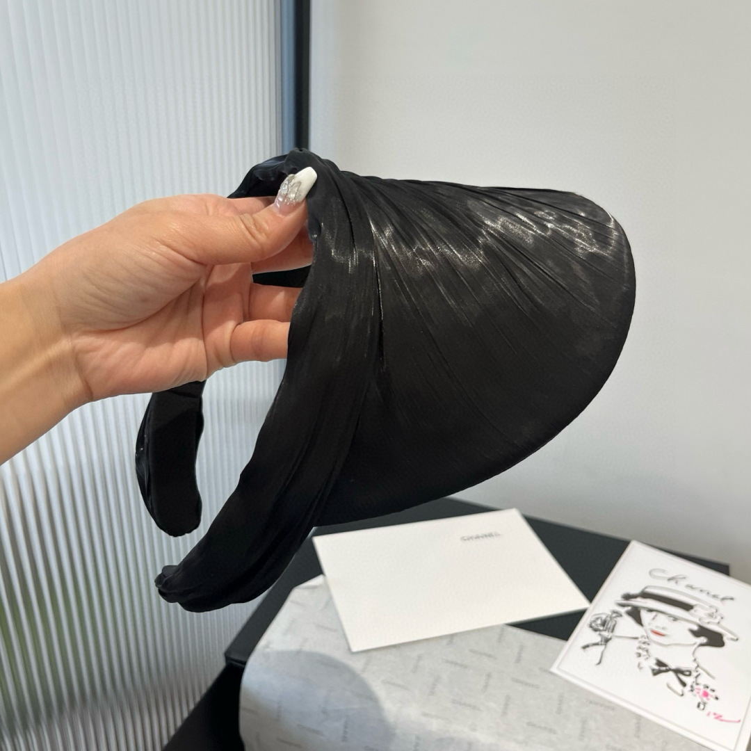 NO:226305,Miumiu Miumi new silk headband, bow sun hat, hat, miumiu, real silk, hats19860909miumiu缪缪新款真丝发箍,蝴蝶结遮阳帽,帽子,miumiu,real silk,hats,hat