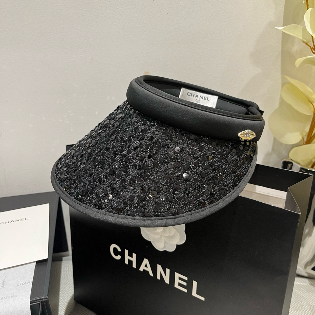 P

Chanel香奈儿珠片发箍，遮阳空顶帽