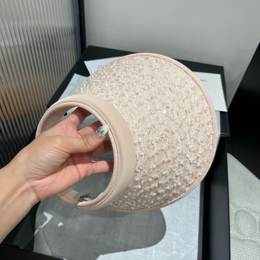P

Chanel香奈儿珠片发箍，遮阳空顶帽