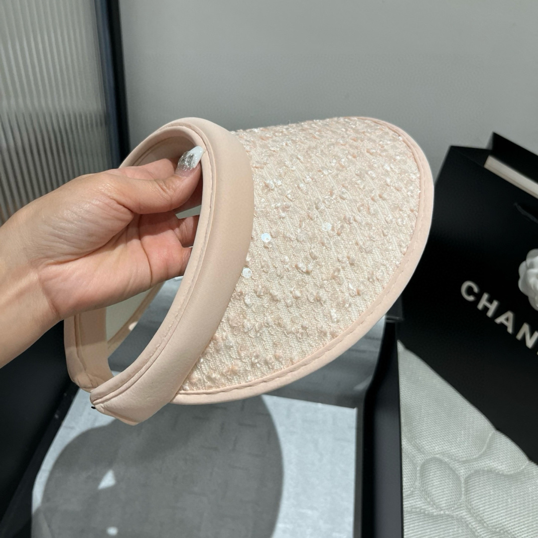 P

Chanel香奈儿珠片发箍，遮阳空顶帽