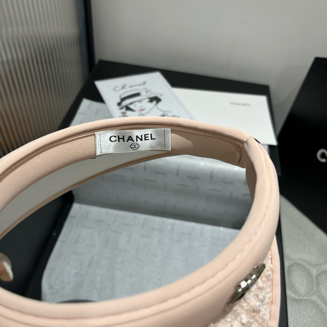 P

Chanel香奈儿珠片发箍，遮阳空顶帽