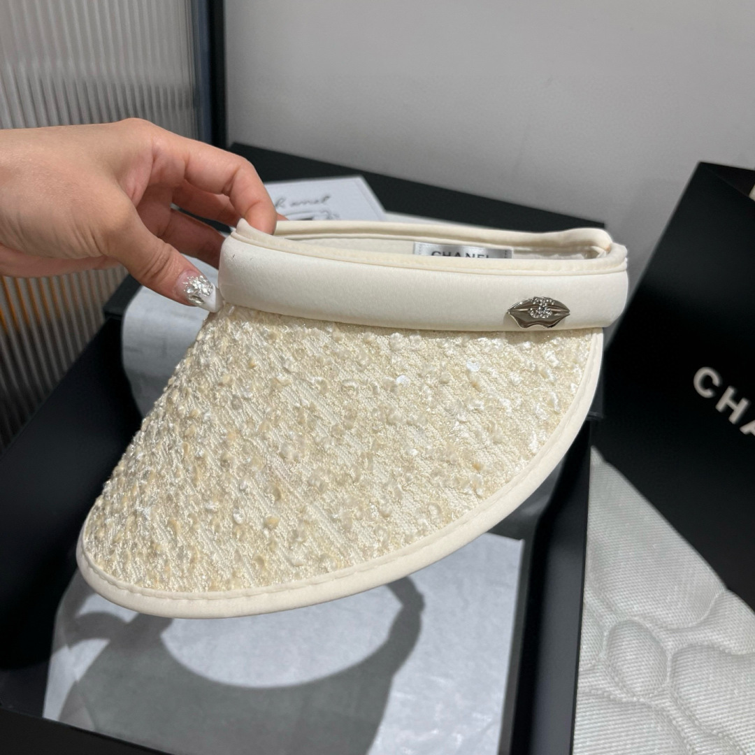 P

Chanel香奈儿珠片发箍，遮阳空顶帽