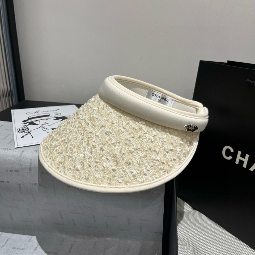 P

Chanel香奈儿珠片发箍，遮阳空顶帽