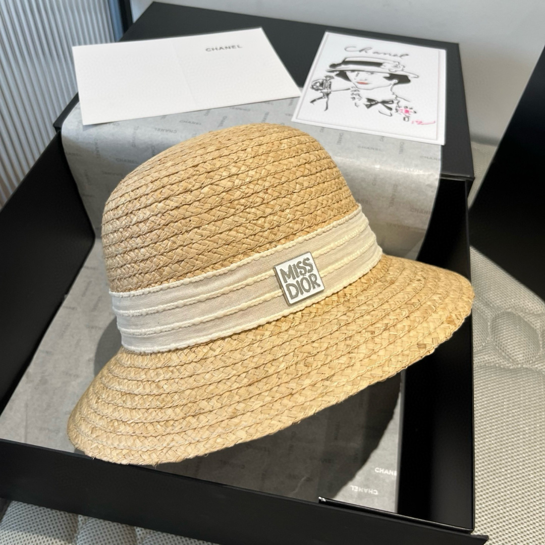 P
Dior冬奥2025夏款礼帽，草帽，小清新 头围57cm