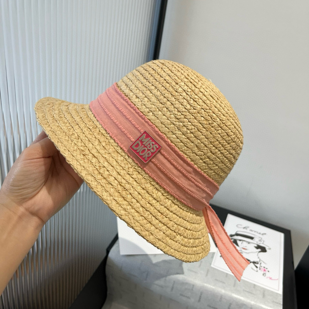 P
Dior冬奥2025夏款礼帽，草帽，小清新 头围57cm