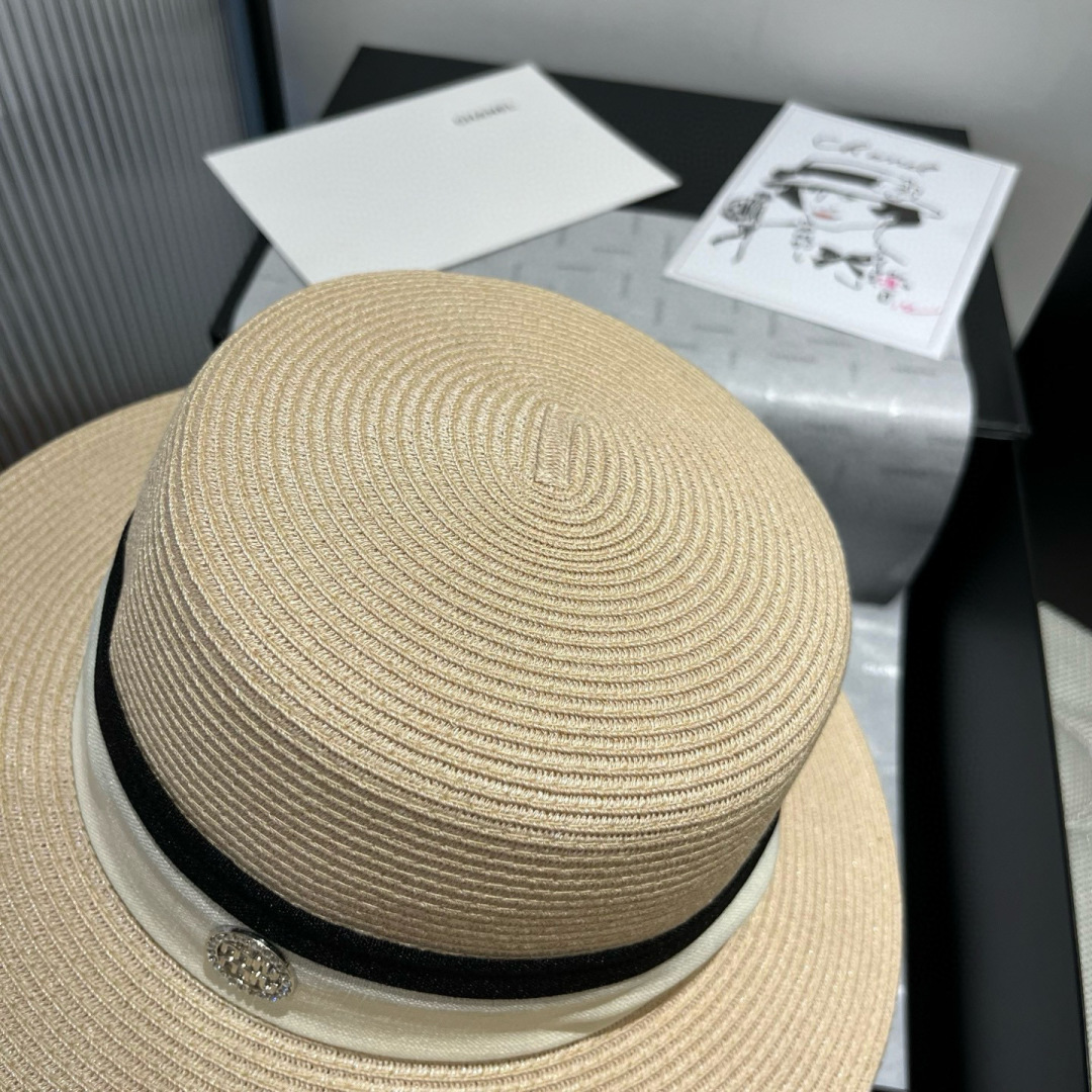 P
miumiu缪缪新款平顶礼帽，PP草面料，头围57cm
