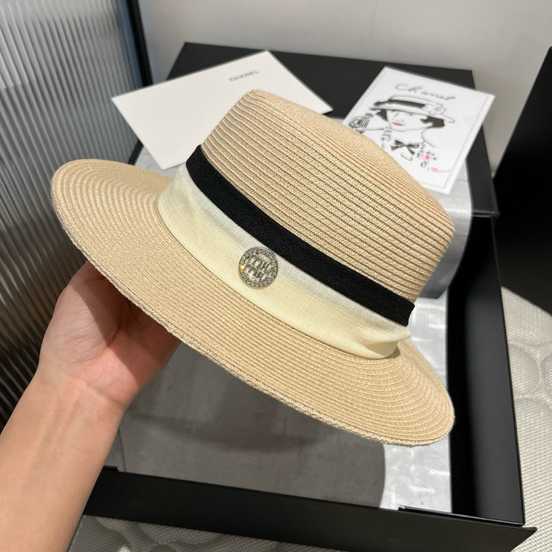 P
miumiu缪缪新款平顶礼帽，PP草面料，头围57cm
