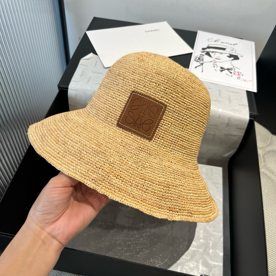 P

LOEWE罗意威新款拉菲草帽，纯手钩草帽，可折叠，出游必备单品，头围57cm