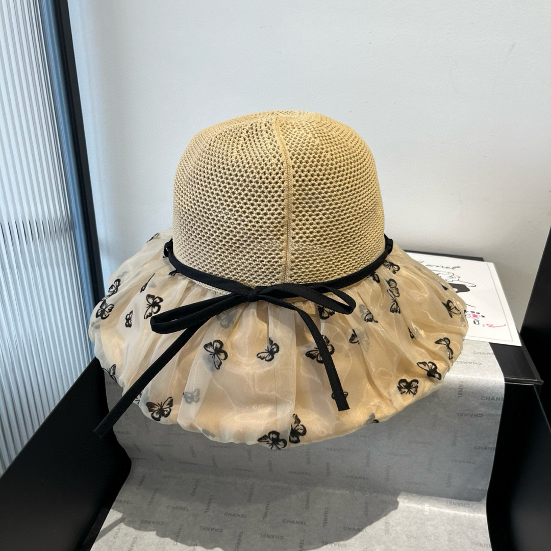 P

Gucci古奇新款灯笼帽，遮阳草帽，防紫外线帽檐，头围57cm