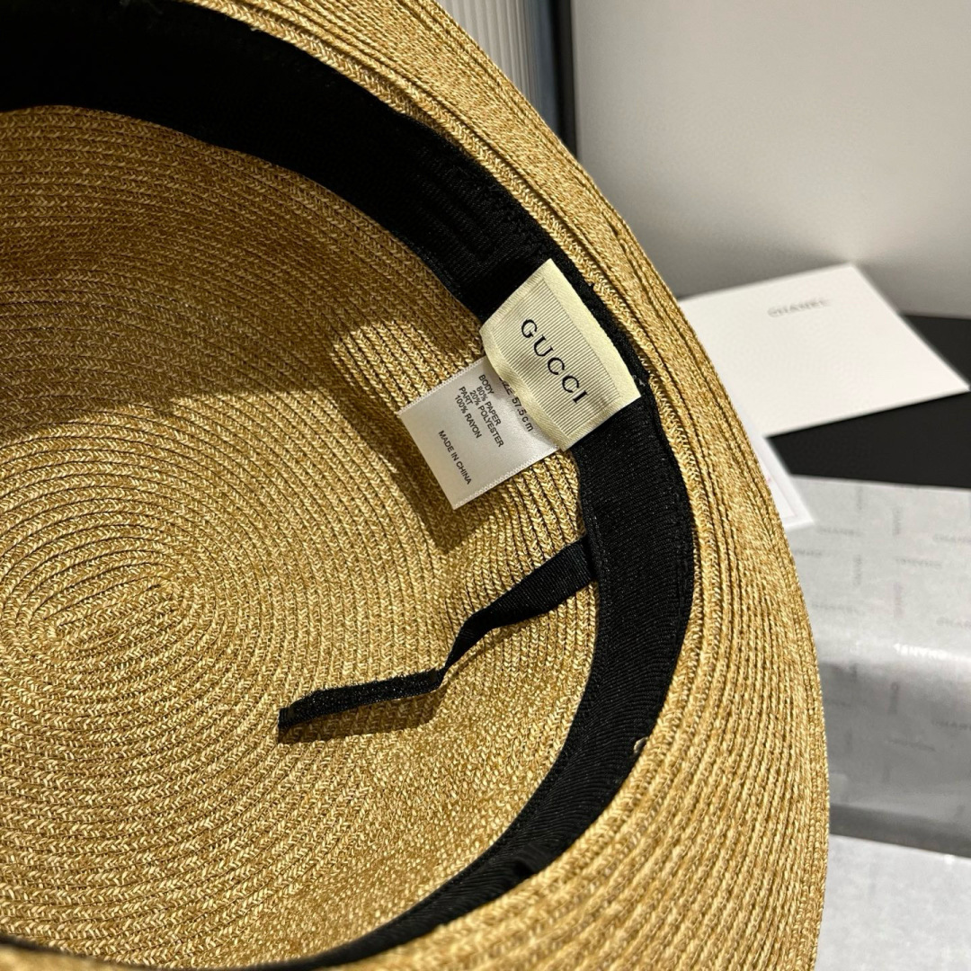 P

Gucci古奇新款平顶草帽，细草制作，帽型超赞