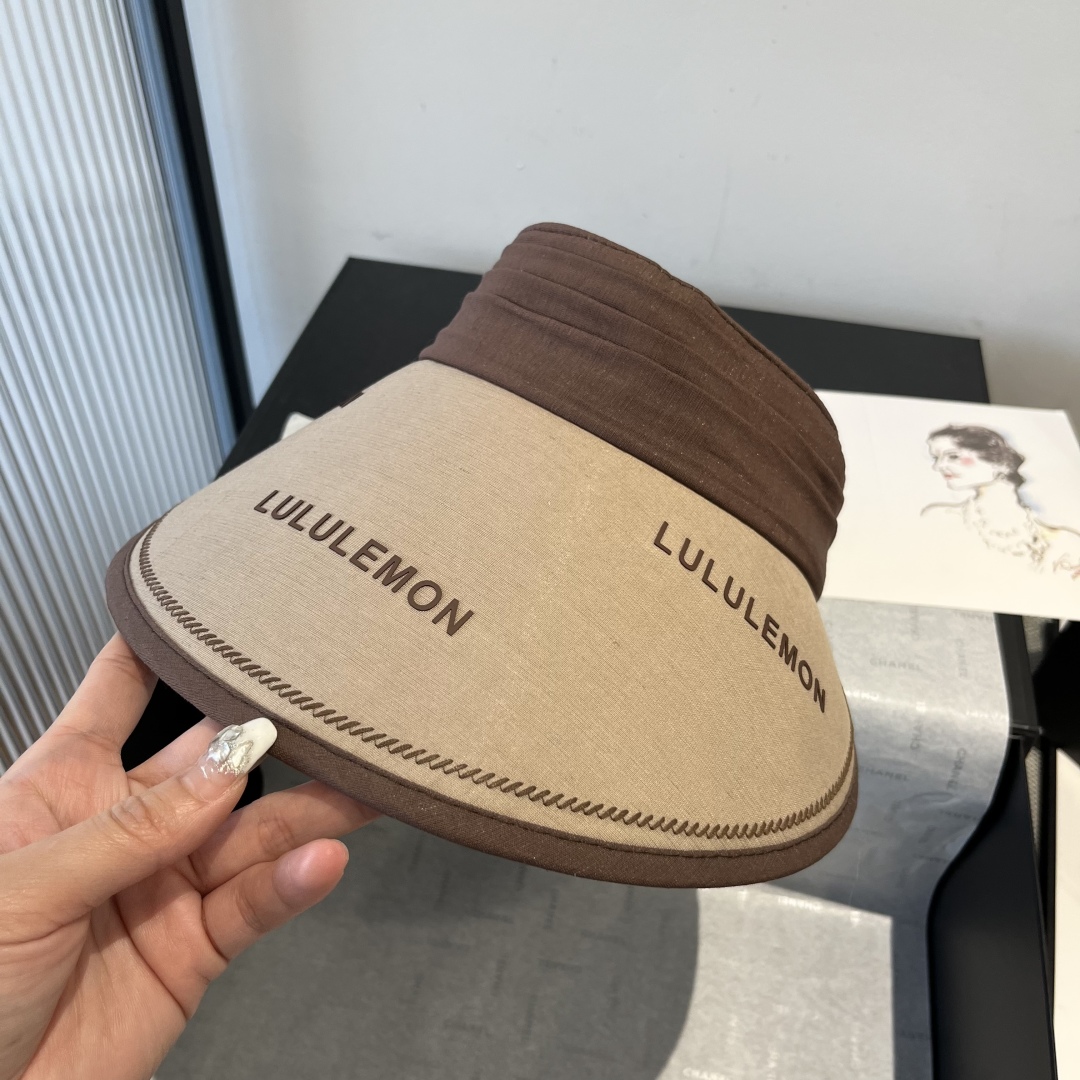 P

lulu潮牌空顶鸭舌帽