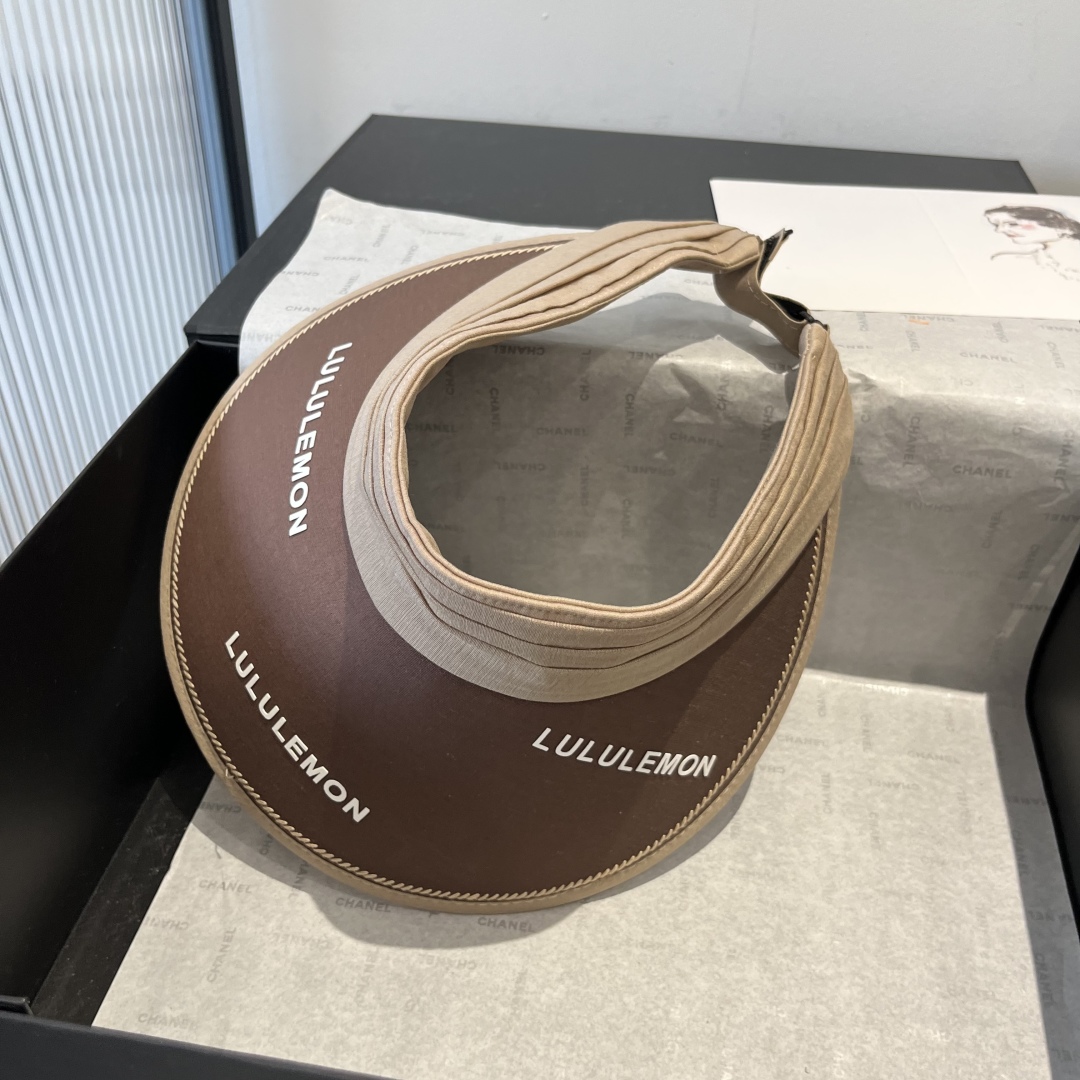 P

lulu潮牌空顶鸭舌帽