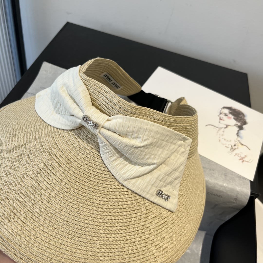 P

miumiu缪缪新款蝴蝶结空顶草帽