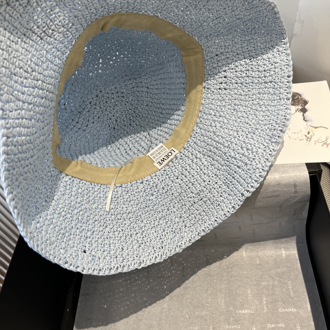 P

罗意威新款草编帽，遮阳沙滩帽，头围57cm