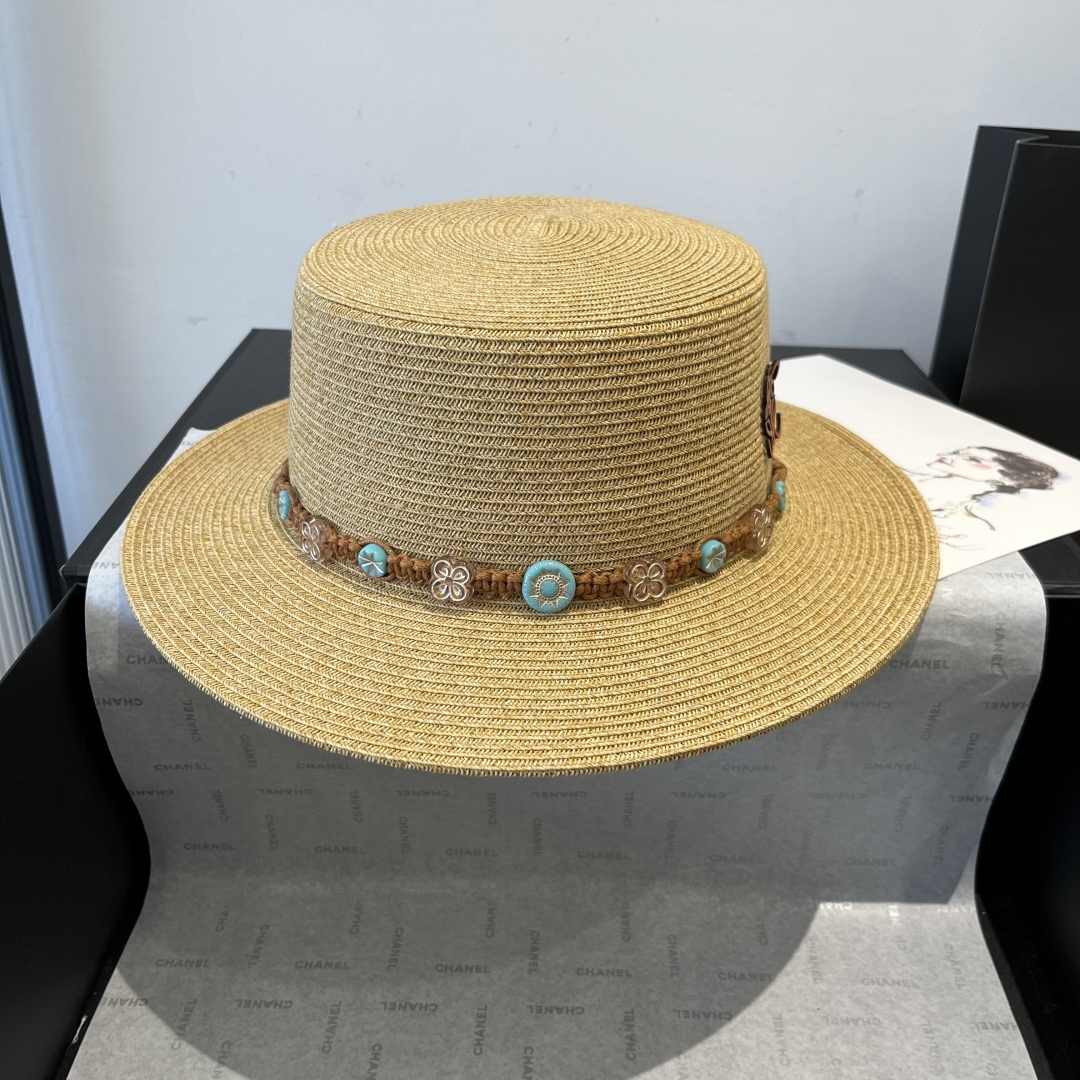P

LOEWE罗意威新款平顶礼帽，头围57cm