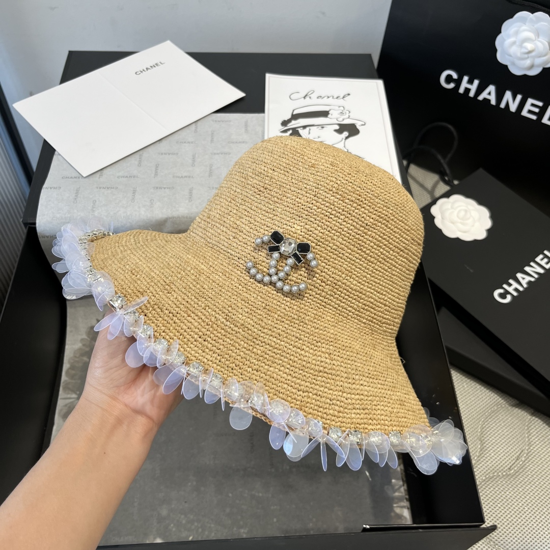 P

Chanel香奈儿拉菲草帽 ，纯手工钩织，高端定制，头围57cm
