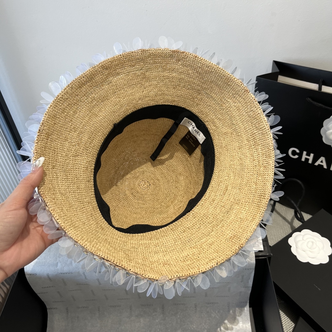 P

Chanel香奈儿拉菲草帽 ，纯手工钩织，高端定制，头围57cm