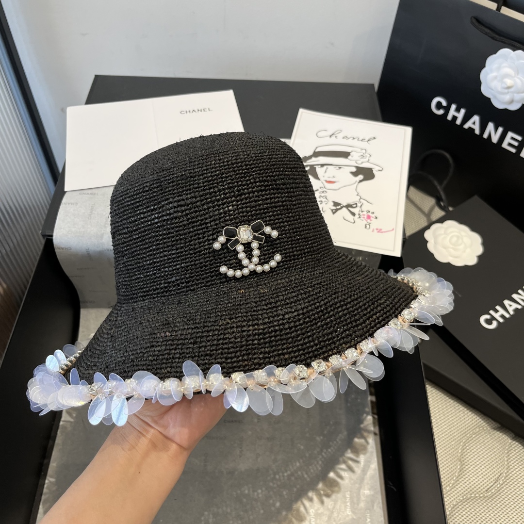 P

Chanel香奈儿拉菲草帽 ，纯手工钩织，高端定制，头围57cm