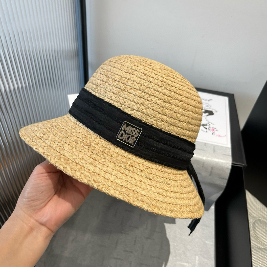 P
Dior冬奥2025夏款礼帽，草帽，小清新 头围57cm
