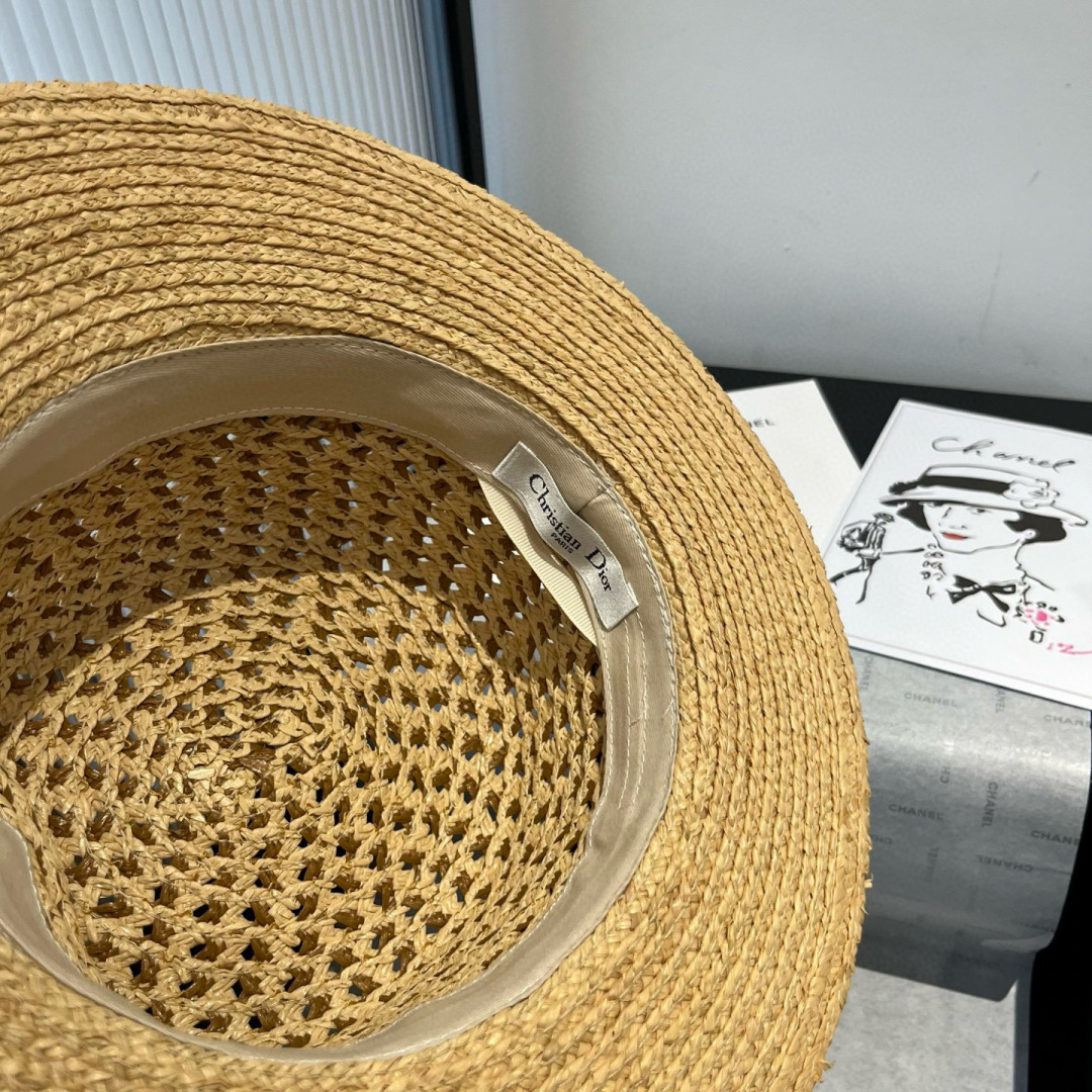 P

Dior迪奥新款拉菲草平顶帽，高级定制，时尚最佳搭配，头围57cm