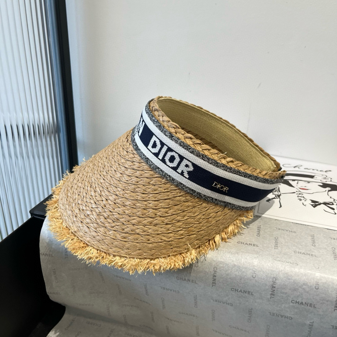 P

Dior迪奥和草发箍遮阳帽
