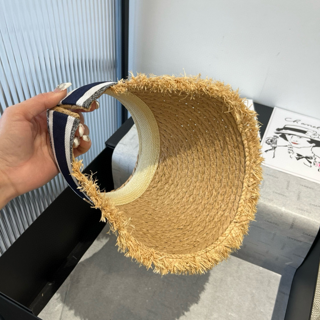 P

Dior迪奥和草发箍遮阳帽