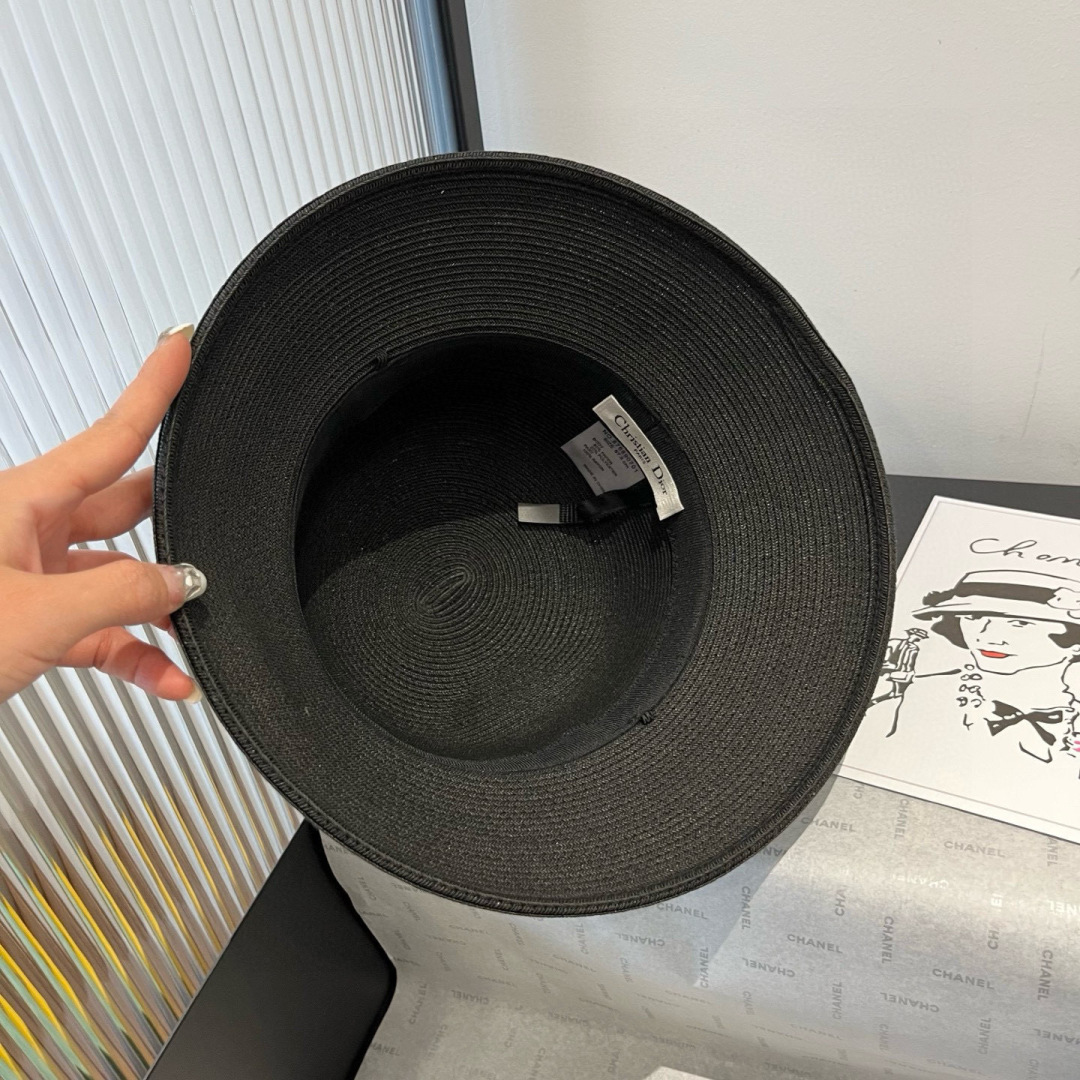 P

Dior迪奥新款盆帽，名媛风草帽，台湾PP草制作，头围57cm