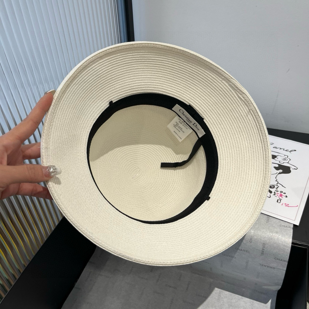 P

Dior迪奥新款盆帽，名媛风草帽，台湾PP草制作，头围57cm