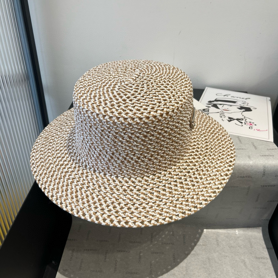 P

PRADA普拉达新款平顶礼帽，头围57cm