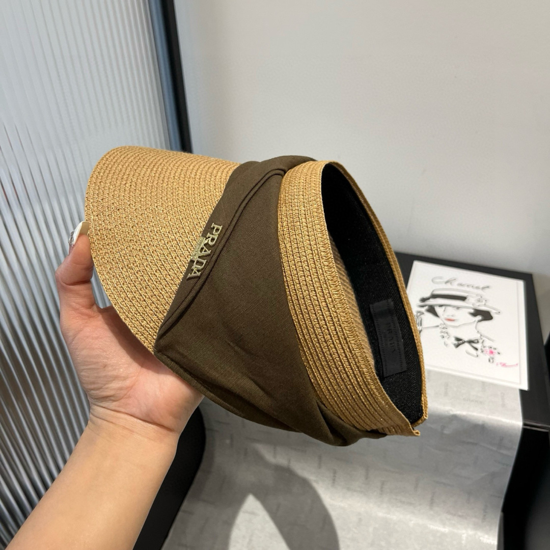 P

PRADA普拉达新款遮阳帽，发箍草帽